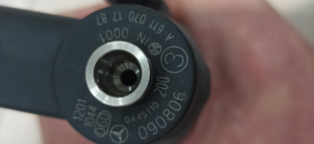 Форсунки A6110701787 MERCEDES