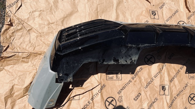 BMW 51125A86A28 Задний бампер в наличии Ровно