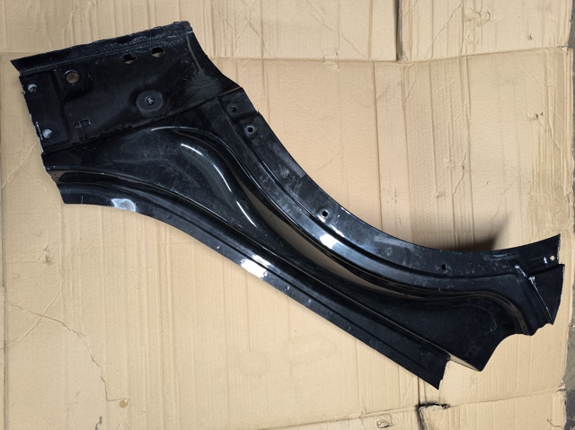 Крыло правое заднее 41007955006 BMW