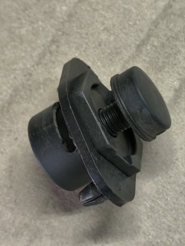 Подушка крепления глушителя 51237265310 BMW