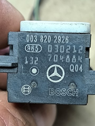 A0038202926 MERCEDES Датчик удара купить в Николаев