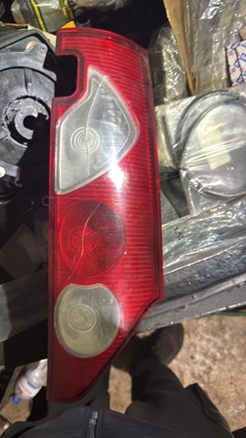 Фонари задние Renault Kangoo 2
