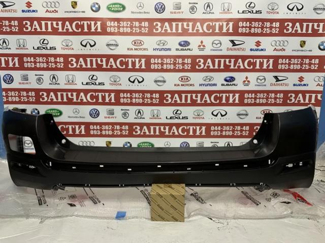 Задний бампер 5215948918 TOYOTA