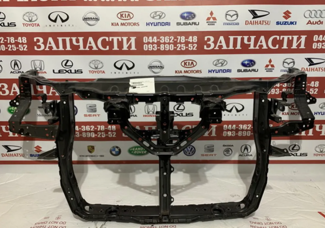 Суппорт радиатора в сборе 5320148180 TOYOTA