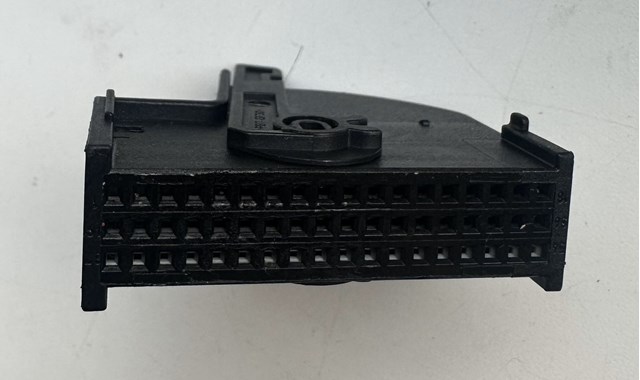 6925200 BMW купить в Каменское