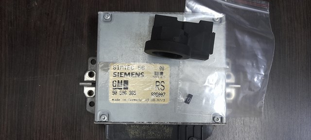 Мозги двигателя 90506365 GM
