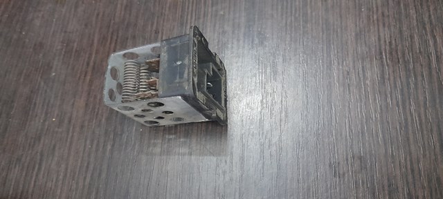 Резистор отопителя 90559834 GM