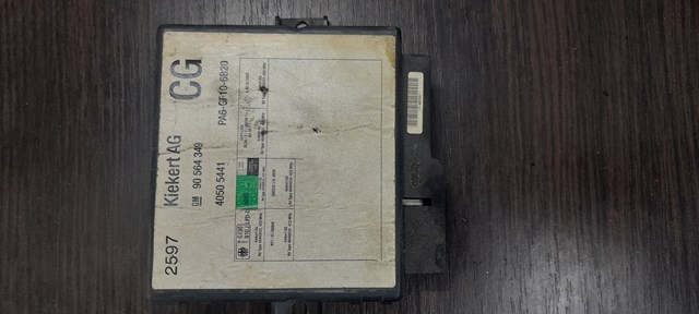 Блок управления центральным замком 90564349 GM