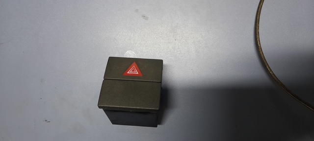 Аварийная кнопка 93332970 GM