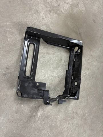 51117421884 BMW Усилитель переднего бампера купить в Кривой Рог
