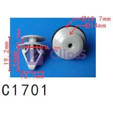 TD1251SJ3A Пистон (клип) крепления молдинга двери купить Черновцы