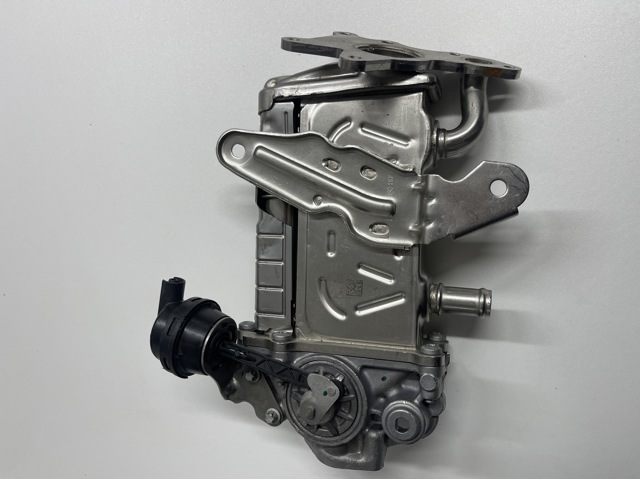 A6541409000 MERCEDES Радиатор системы EGR купить в Тернополь