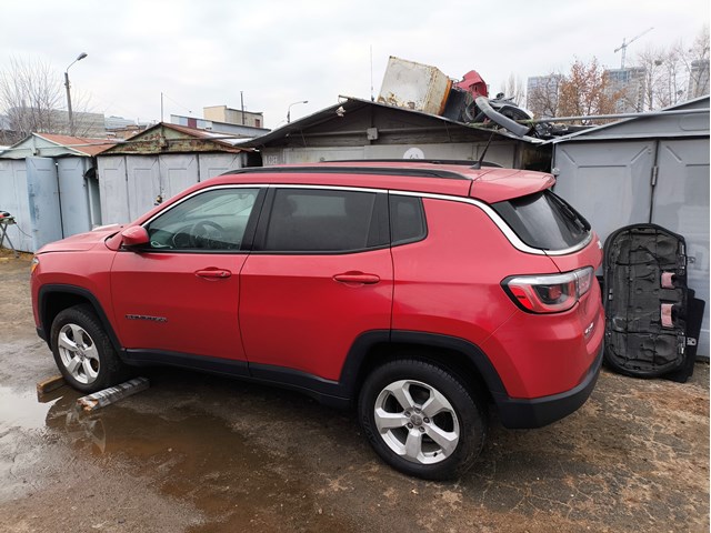 Стекло багажного отсека, левое 55112799AA CHRYSLER