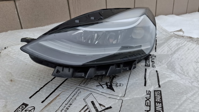 151495200C TESLA Левая фара купить в Львов