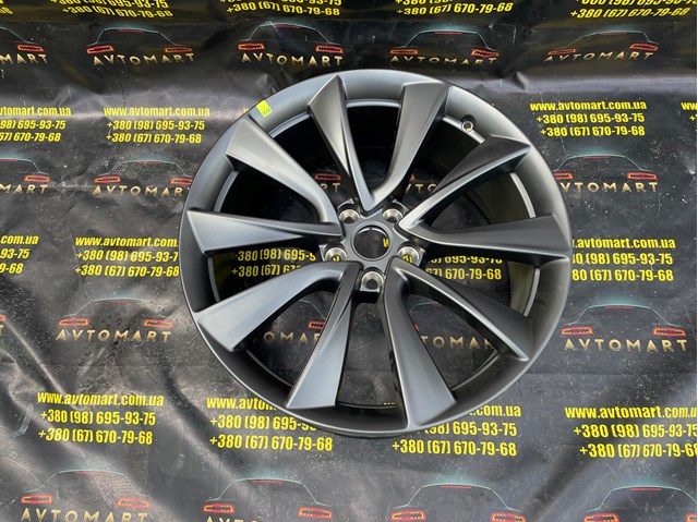 104422700D TESLA купить в Тернополь