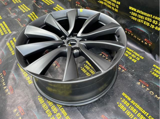 104422700D TESLA купить в Житомир