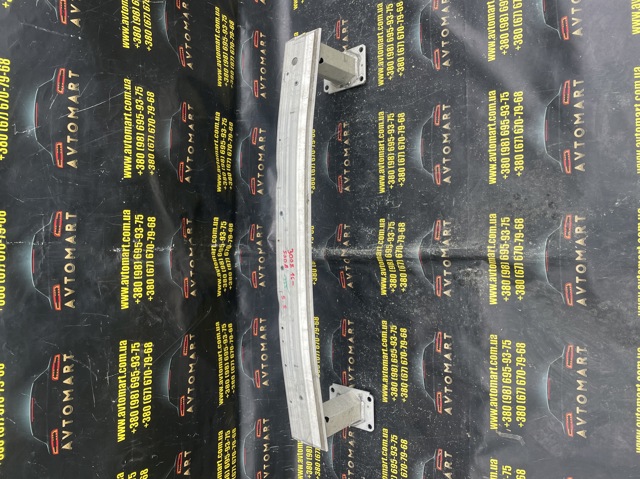 Буфер бампера переднего 9824513780 PEUGEOT