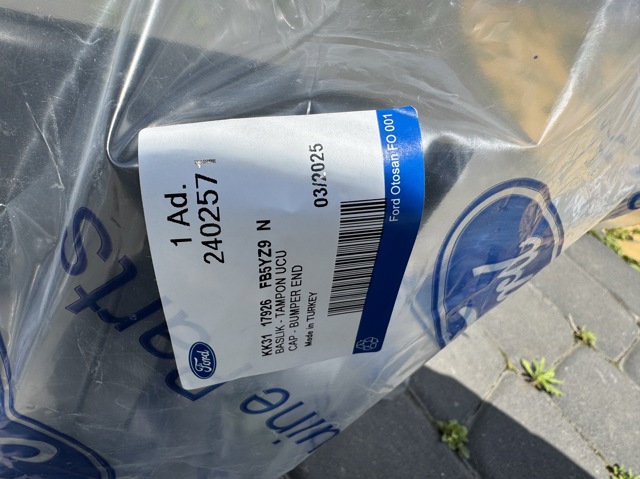 Угол бампера заднего правый 2402571 FORD