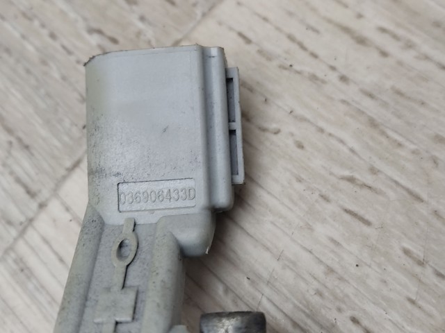 036906433D VAG Датчик коленвала купить в Николаев