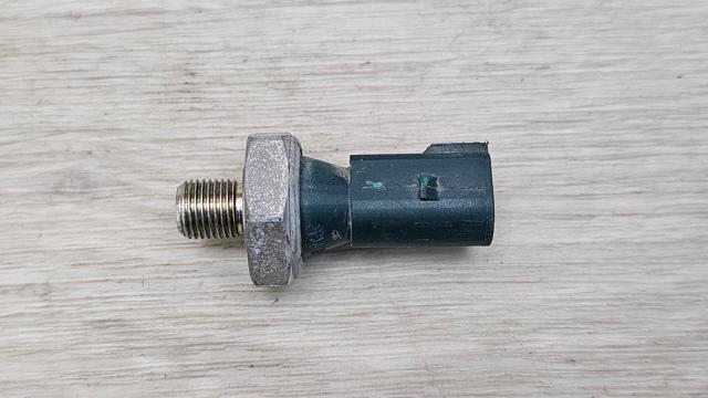 036919081C VAG Датчик давления масла купить в Чернигов