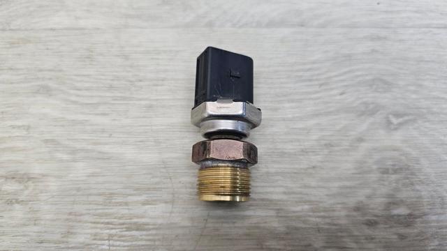 VAG 04C906054C Датчик давления топлива в наличии Ужгород