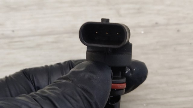 04C907601B Датчик распредвала купить Николаев