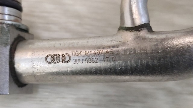 Шланг/патрубок жидкостного охлаждения турбины, подача 06K121497AS VAG