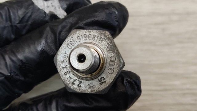 06K919081B Датчик давления масла купить Киев