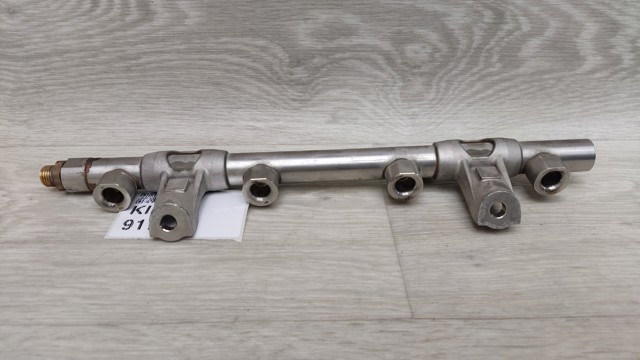 06L133317L VAG Распределитель топлива (рампа) купить в Ирпень