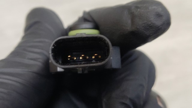 Датчик давления трубки вторичного воздуха 06L906052 VAG