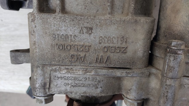 VAG 0AY525010N Редуктор задний в наличии Днепр