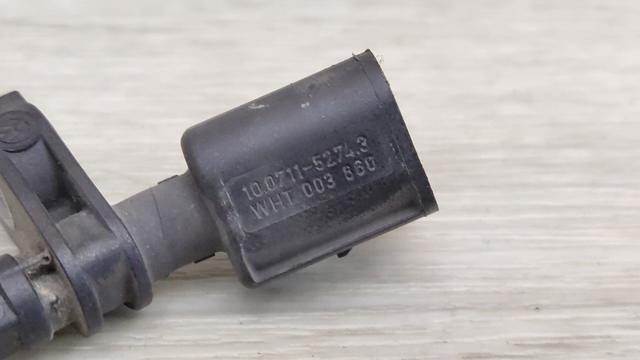 Датчик АБС (ABS) передний, правый 10071152743 VAG