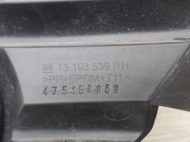 OPEL 13193539 Заглушка (решетка) противотуманных фар бампера переднего правая в наличии Павлоград