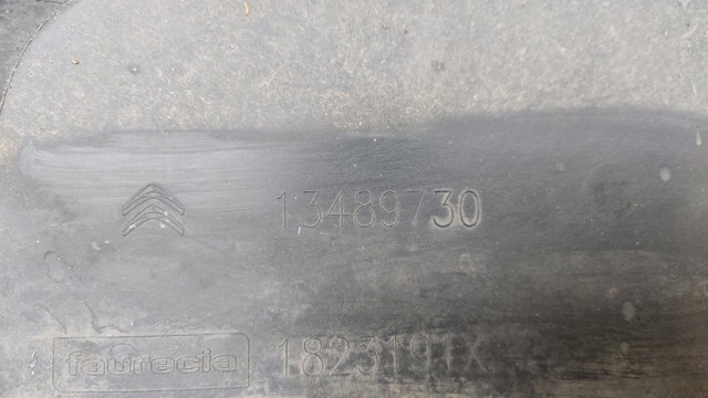 Бампер задний 13489730 PEUGEOT