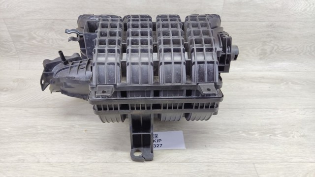 140013TA0A NISSAN Впускной коллектор купить в Черновцы