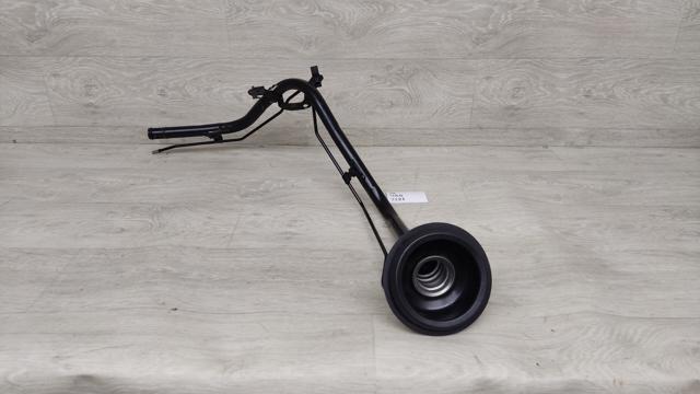 NISSAN 172215HA0A Заливная горловина топливного бака в наличии Николаев
