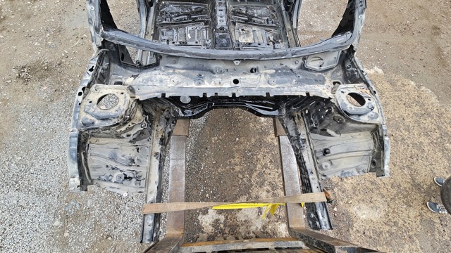 MERCEDES A1776201002 Лонжерон правый в наличии Каменское