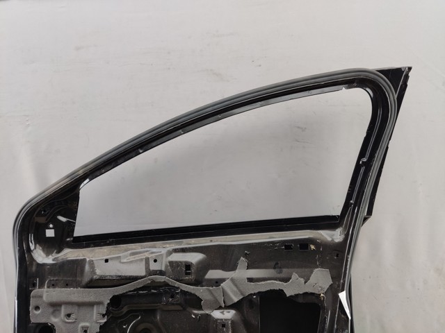 Пассажирская передняя дверь 1778161 FORD