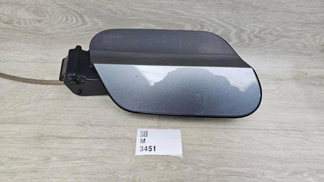 Лючок (дверца) бензобака 17A809909A VAG