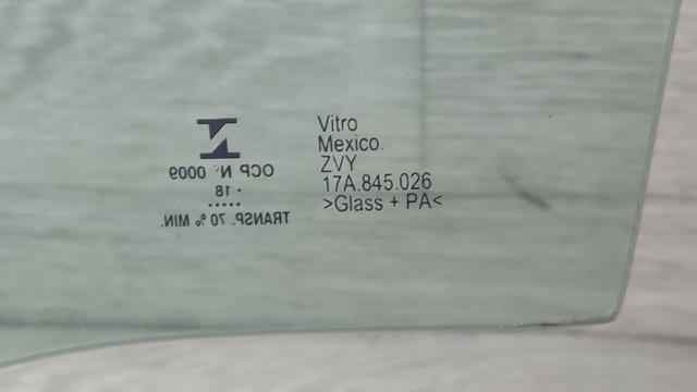 VAG 17A845026 Стекло двери задней правой в наличии Днепр