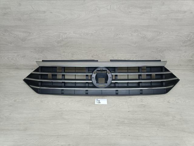 Облицовка радиатора 17A853651RIDJ VAG