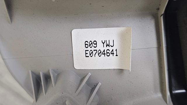 17A867288BRM5 VAG Обшивка стойки кузова внутренняя задняя правая купить в Ирпень