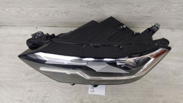 VAG 17A941035A Фара левая в наличии Тернополь