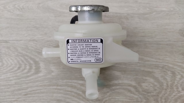 Раширительный бачок системы охлажения инвертора 1J1015WJ003 HONDA