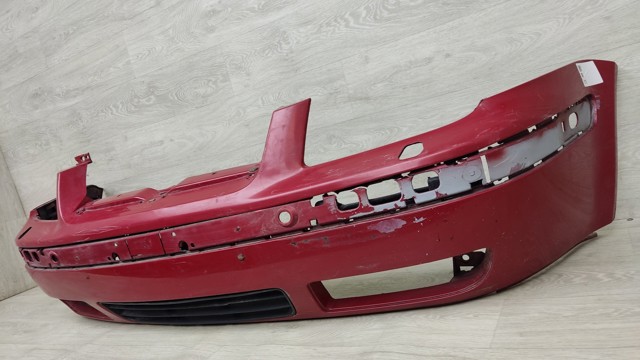 Бампер на авто 1J5807221 VAG