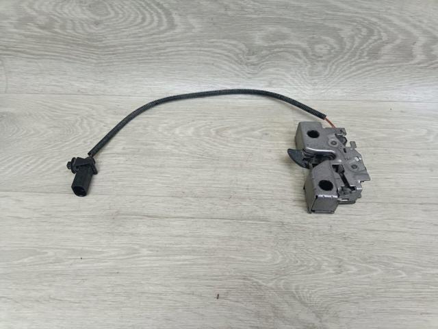 Замок крышки капота 1K8823509S VAG