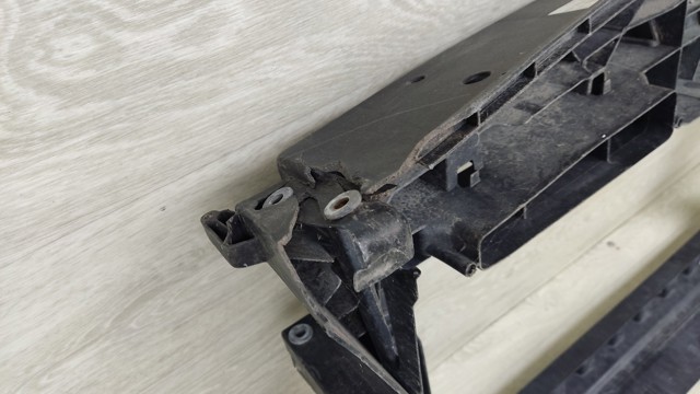 1T0805594M VAG купить в Украина