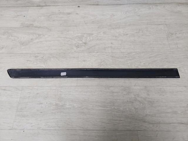 1Z0853753D VAG Молдинг двери задней левой купить в Запорожье
