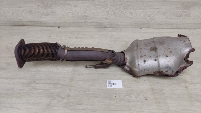 NISSAN 200A05NA4B Труба приемная (штаны) глушителя передняя в наличии Ирпень