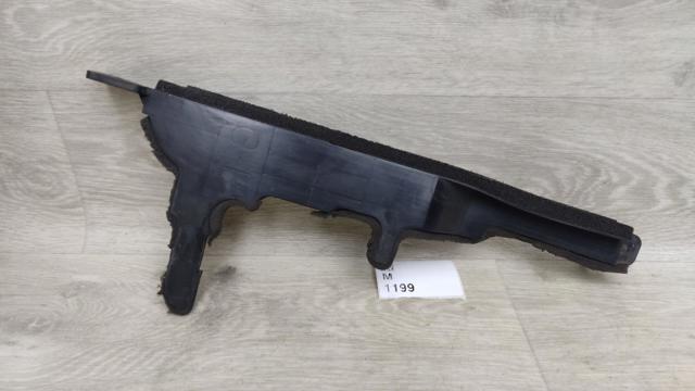 NISSAN 215586FL0A Правый дефлектор радиатора в наличии Ровно